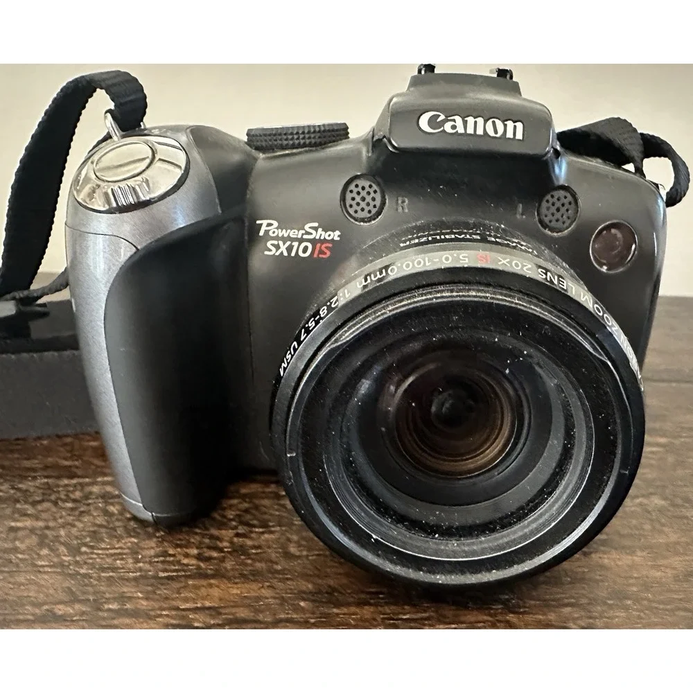 Canon PowerShot SX10 IS 10MP Digital Camera 20x Optical Zoom Flip Screen Tested